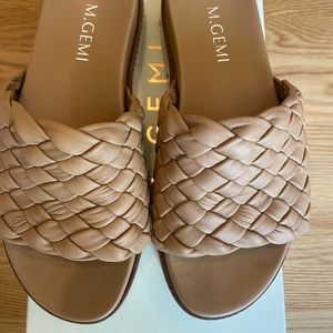 M. Gemi Tessuti Leather Slide in Pecan size 35